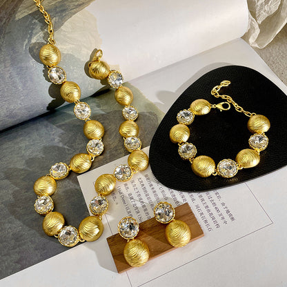 Women's Light Luxury Elegant Gold Necklace Middle-ancient Clavicle Chain