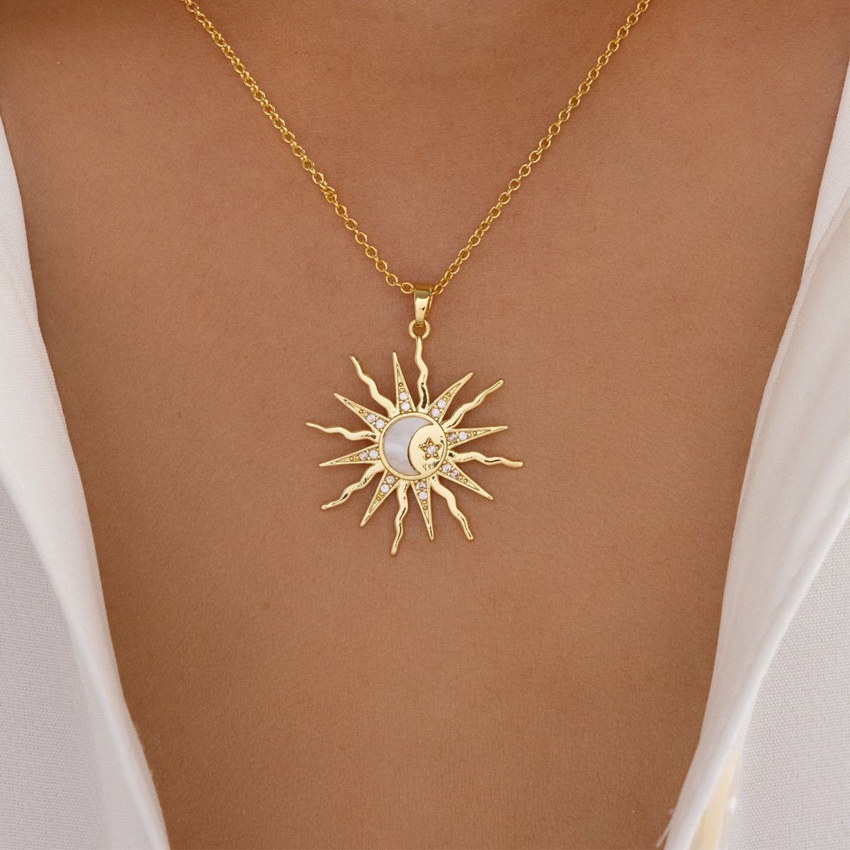 Fashion Alloy Moon Pendant Niche Sun