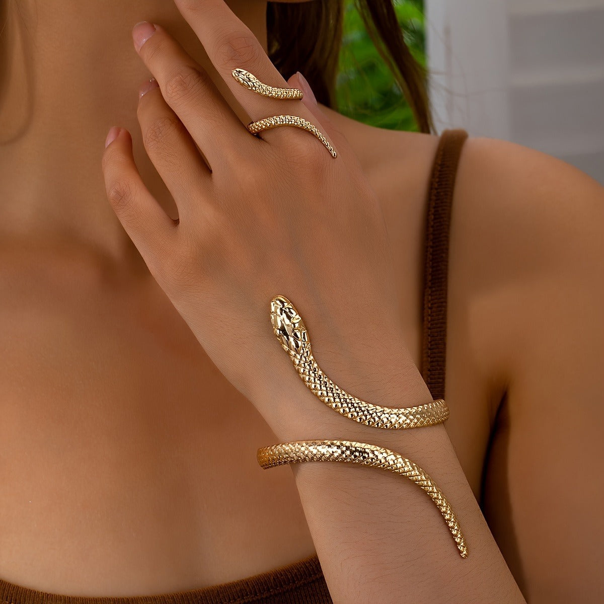 Snake-shaped Fashion Personalized Ring Women