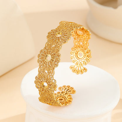 1pcs Luxury Style Gold Bracelet Hollowed Out Lace Flower Design Wedding Gold Jewelry